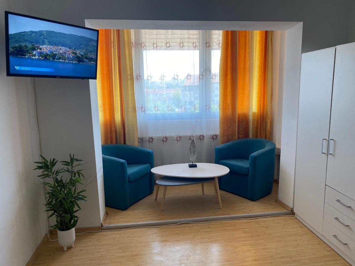 Pav- Nihil Sine Deo Apartment Hunedoara Exterior photo
